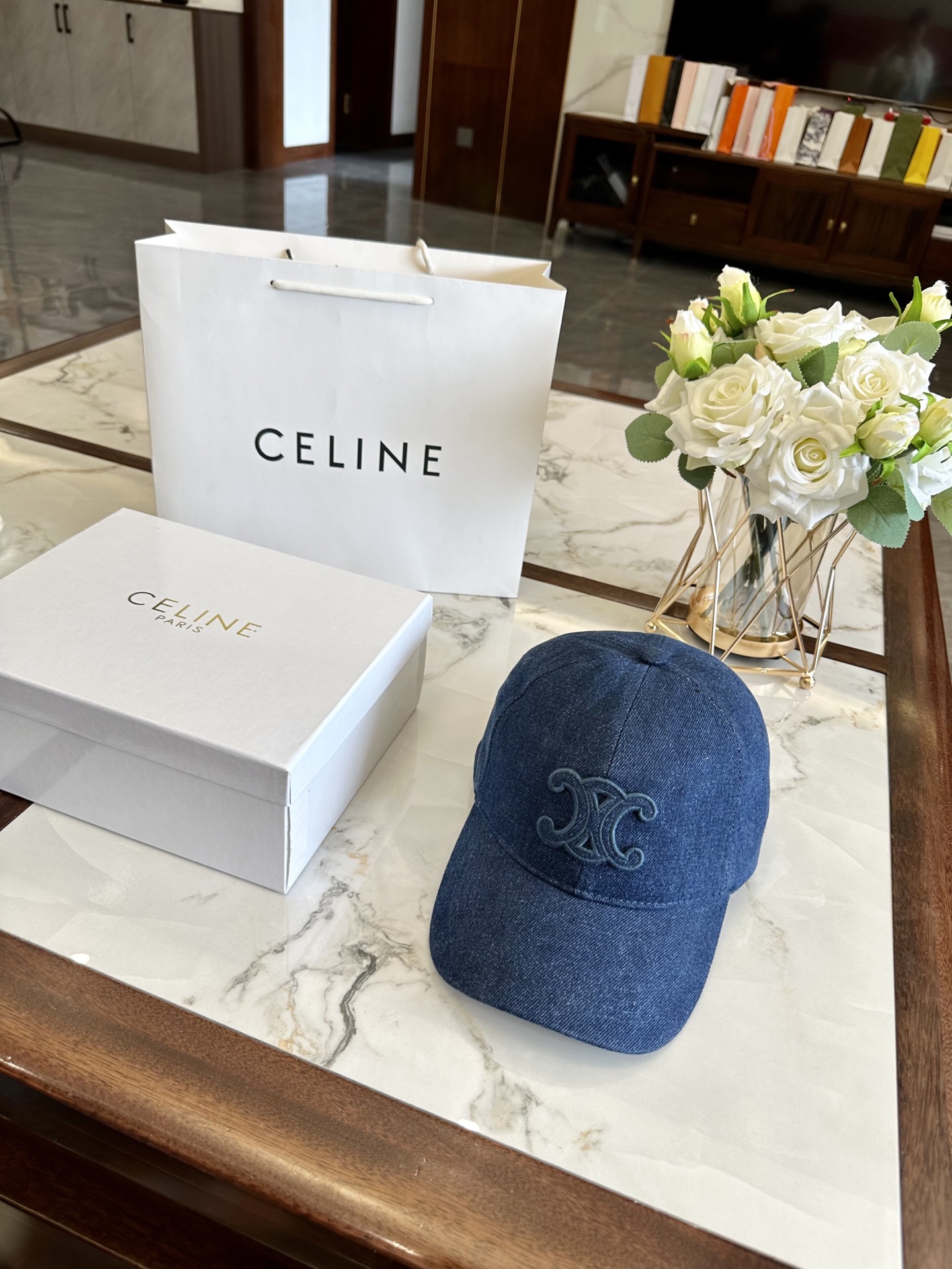 celine hat model 25